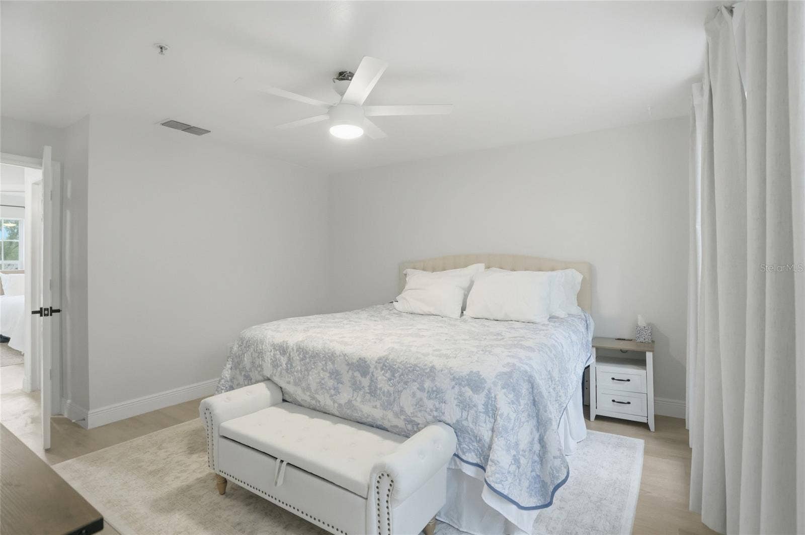1056 WATERSIDE DRIVE, Celebration, FL 34747
