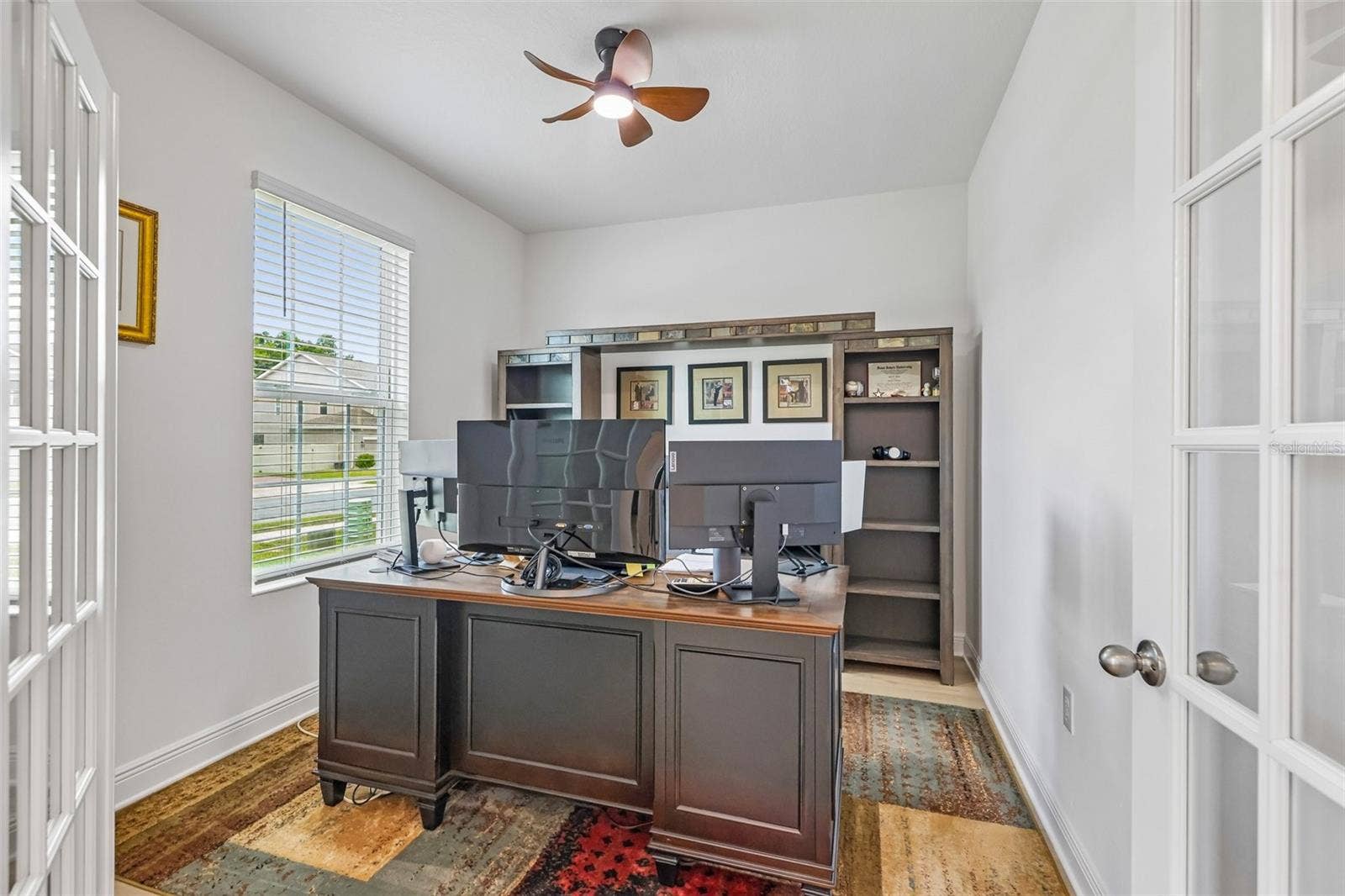 Home office/flex space.