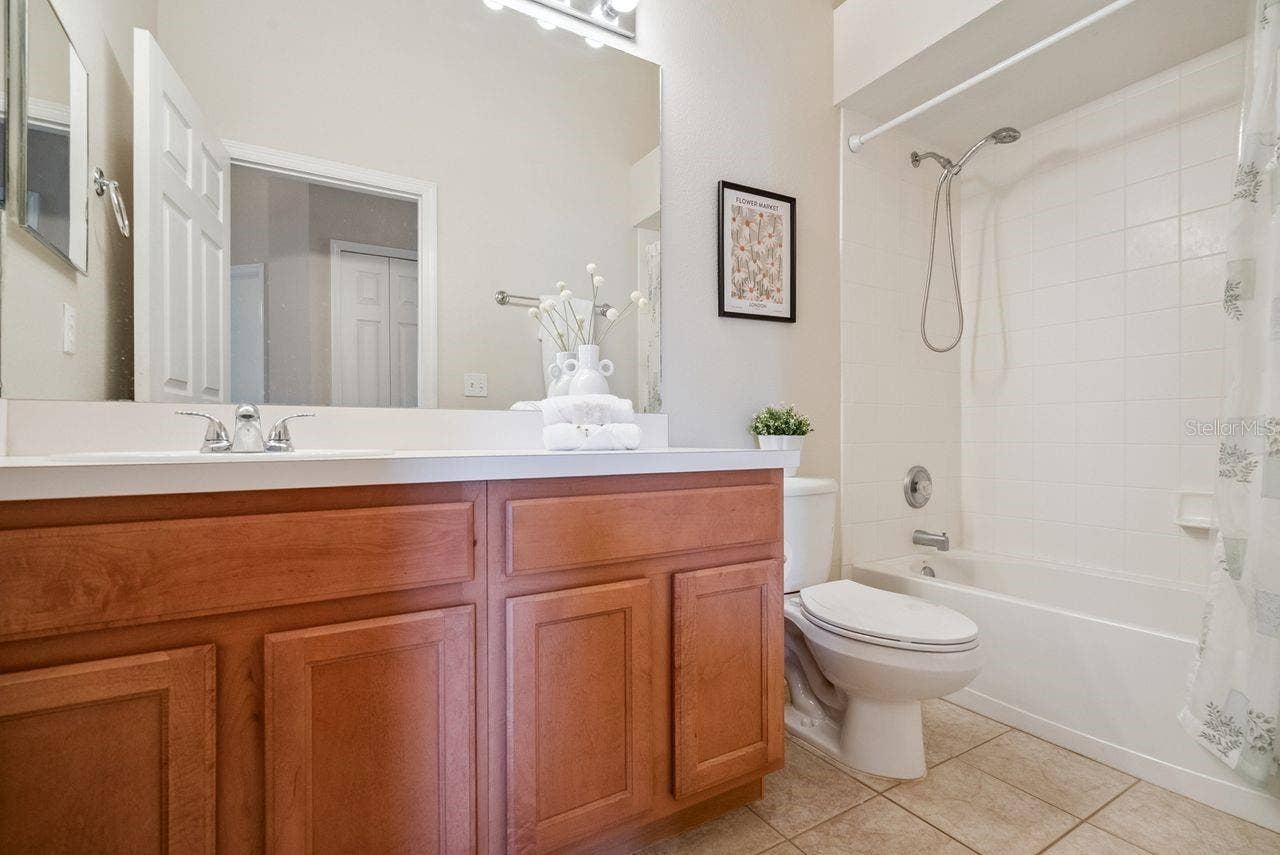 5345 LOS PALMA VISTA DRIVE, Orlando, FL 32837 5345 LOS PALMA VISTA DRIVE, Orlando, FL 32837