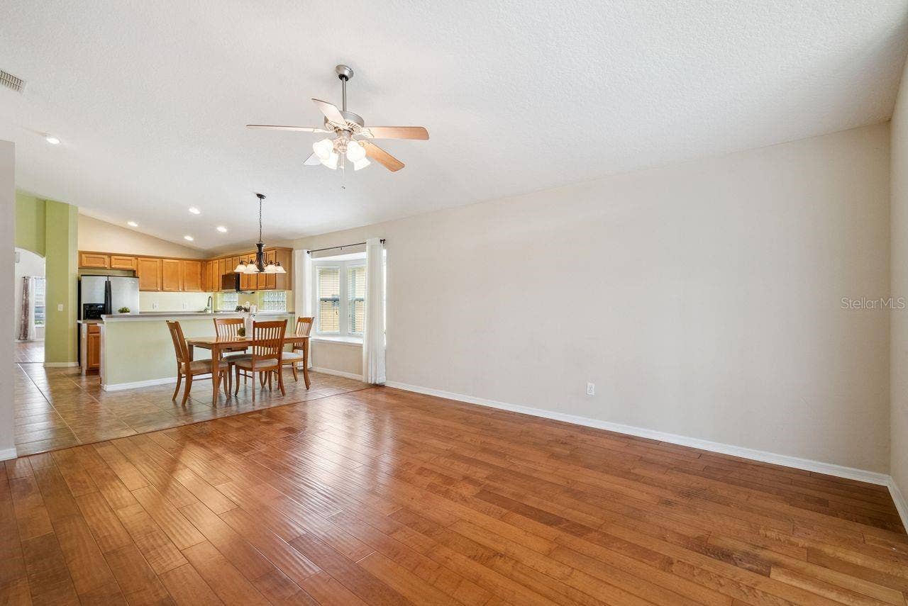 5345 LOS PALMA VISTA DRIVE, Orlando, FL 32837 5345 LOS PALMA VISTA DRIVE, Orlando, FL 32837