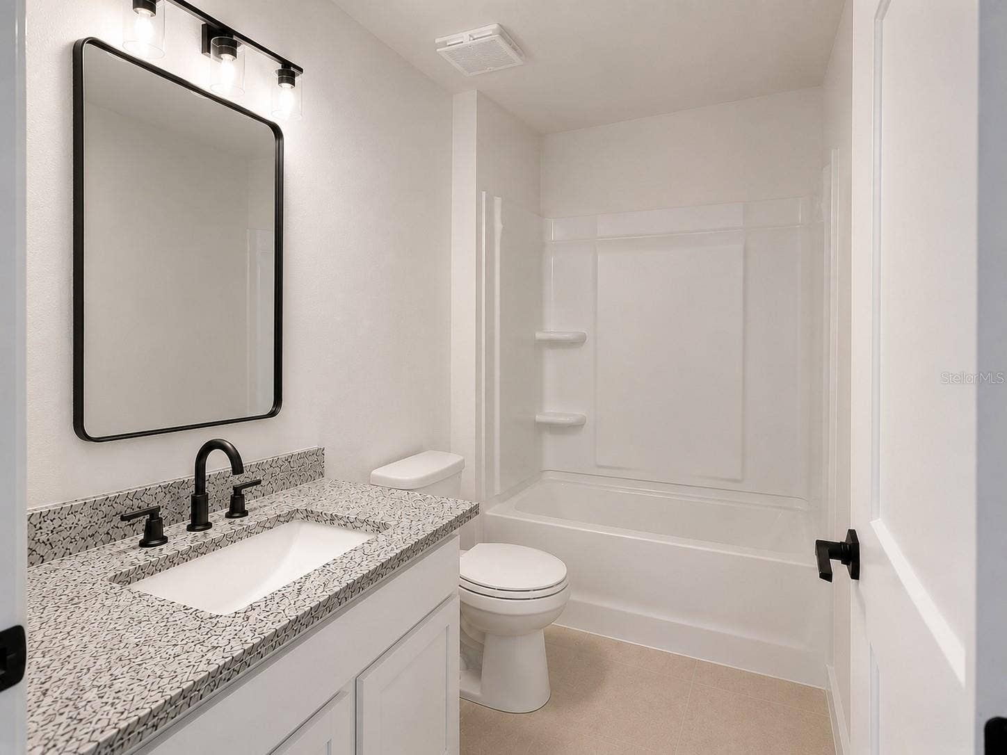 255 VERNY GROVE LANE, Leesburg, FL 34748 Main Bathroom