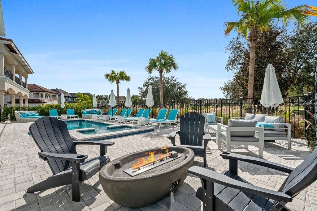 7442 GATHERING COURT, Kissimmee, FL 34747 Gas Fire Pit