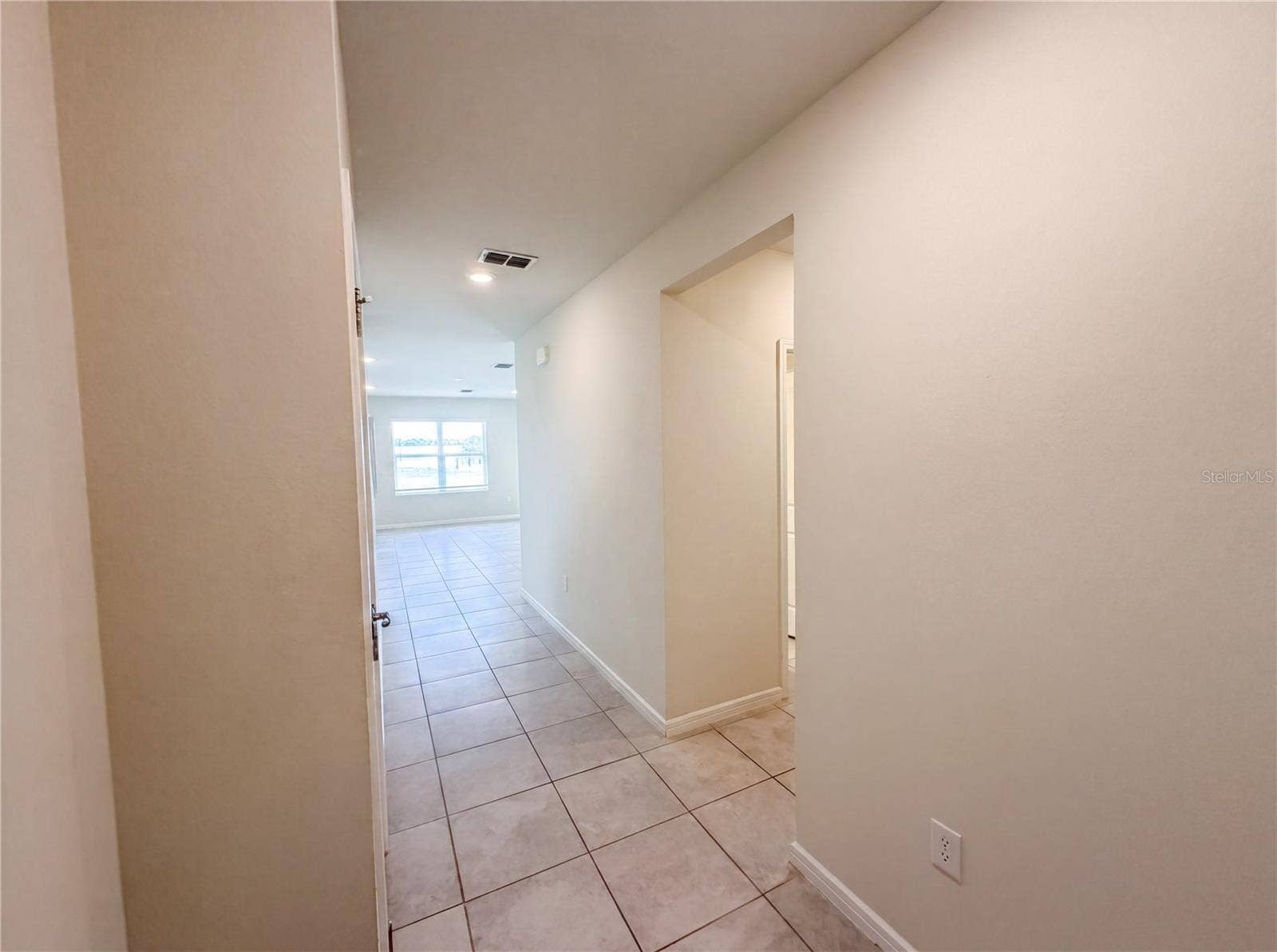 7768 SYRACUSE DRIVE, Clermont, FL 34714 7768 SYRACUSE DRIVE, Clermont, FL 34714