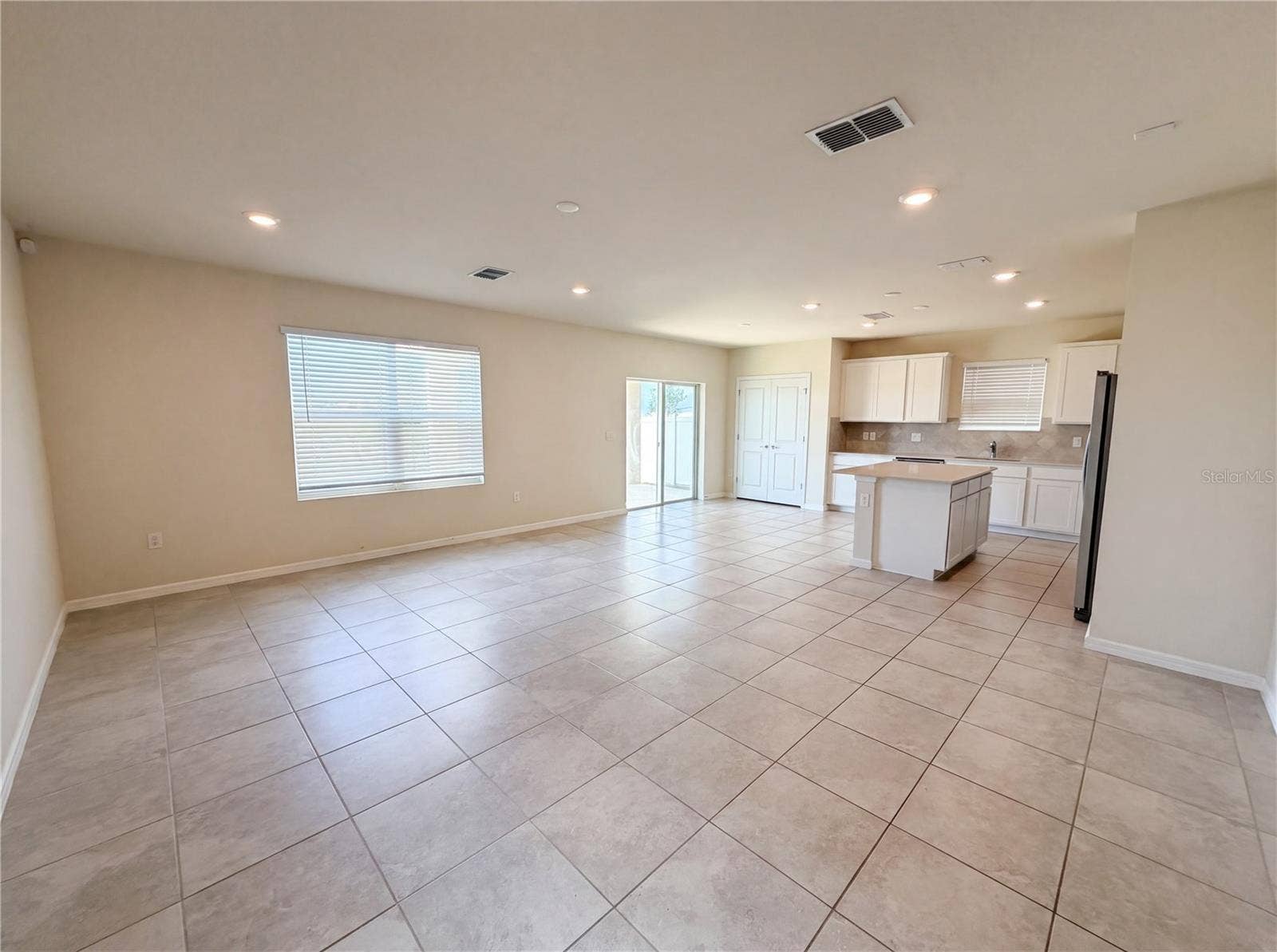 7768 SYRACUSE DRIVE, Clermont, FL 34714 7768 SYRACUSE DRIVE, Clermont, FL 34714