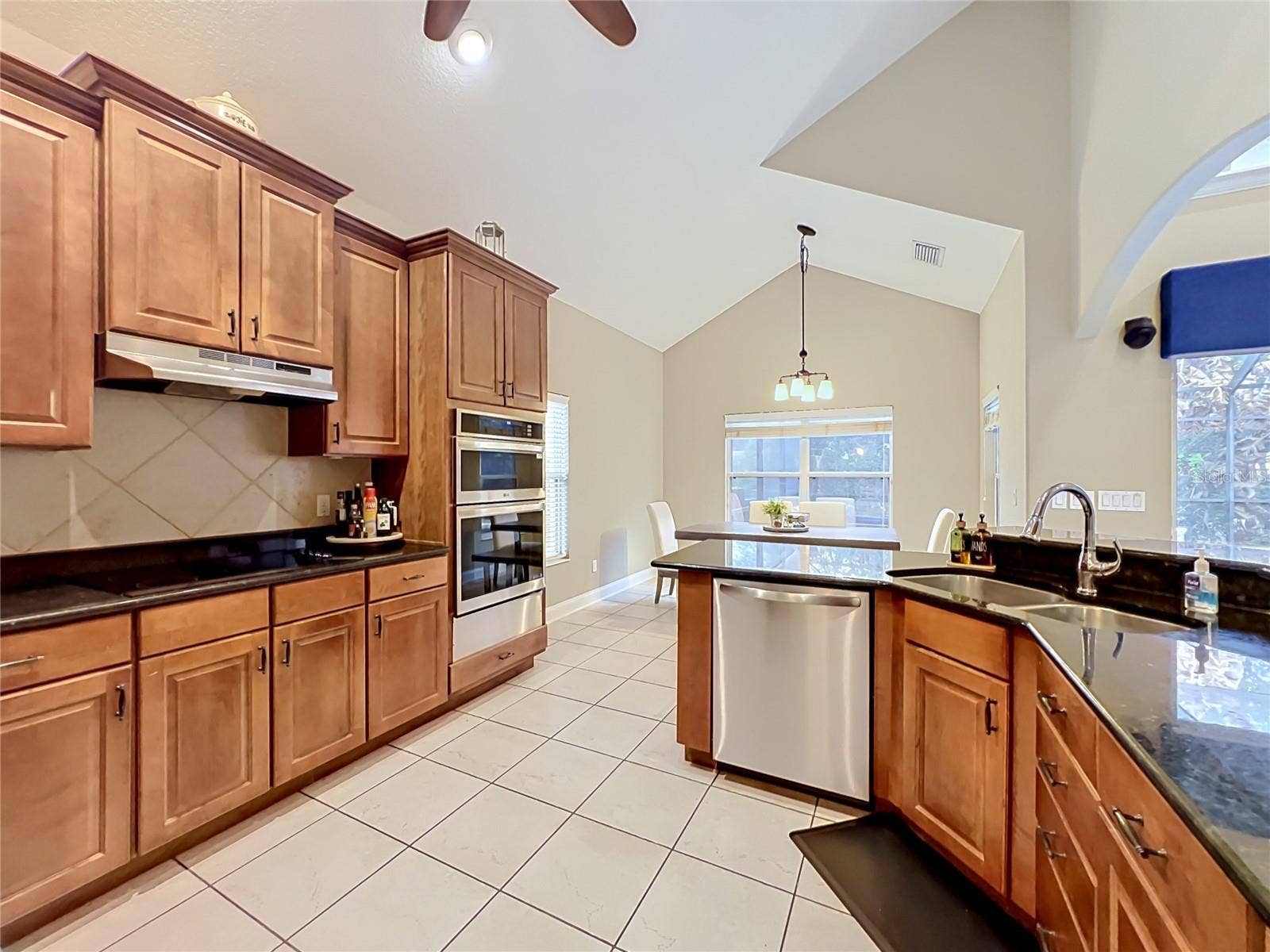 6977 DOLCE STREET, Orlando, FL 32819 6977 DOLCE STREET, Orlando, FL 32819