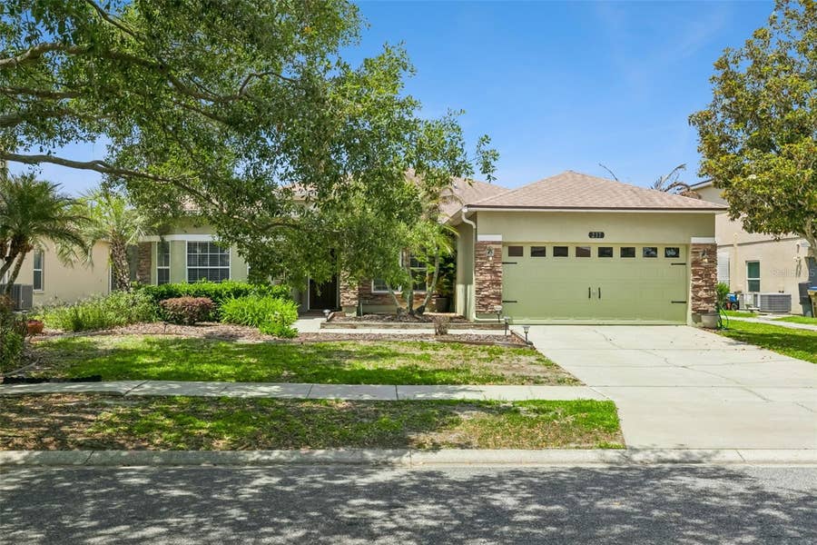 Property photo for 237 STRATHMORE CIRCLE, Kissimmee, FL