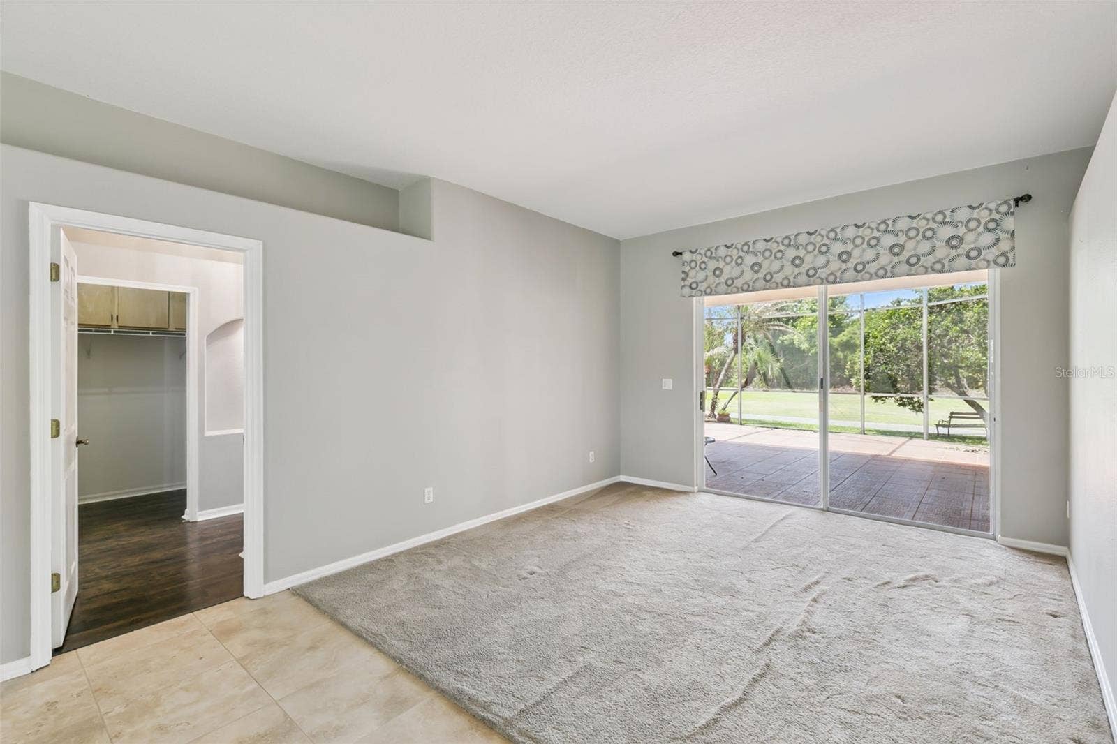 237 STRATHMORE CIRCLE, Kissimmee, FL 34744 Flex Space.