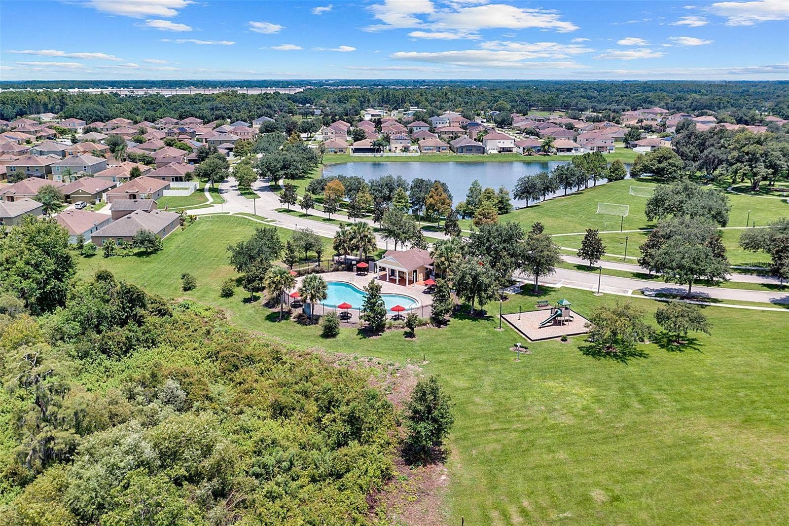 206 NORFOLK PLACE, Celebration, FL 34747 Amenity Center.