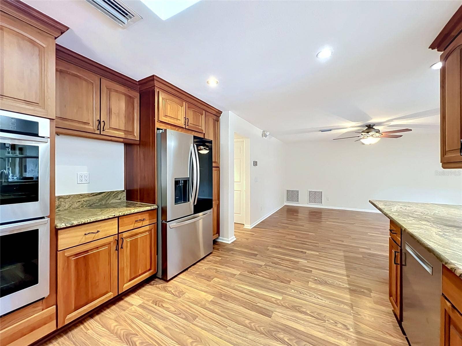 105 CEDAR OAK TRAIL, Longwood, FL 32750 105 CEDAR OAK TRAIL, Longwood, FL 32750