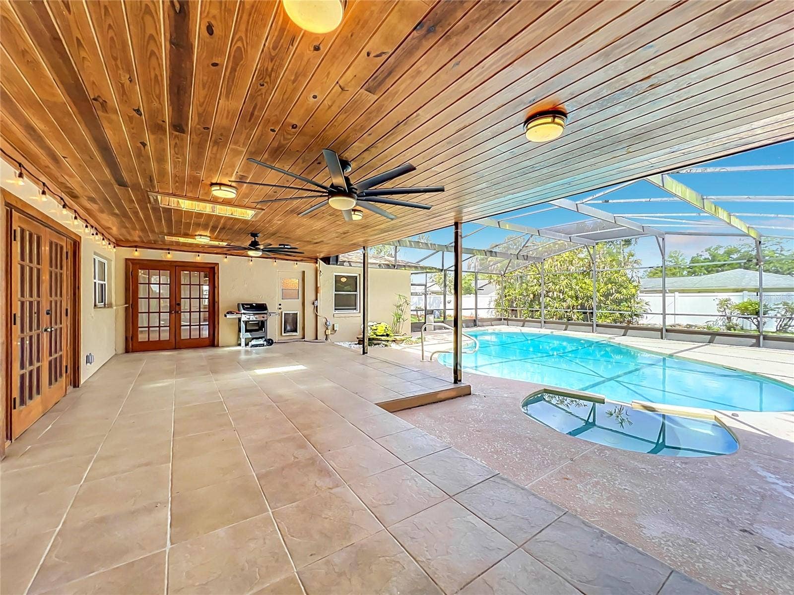 105 CEDAR OAK TRAIL, Longwood, FL 32750 Beautiful Pool !