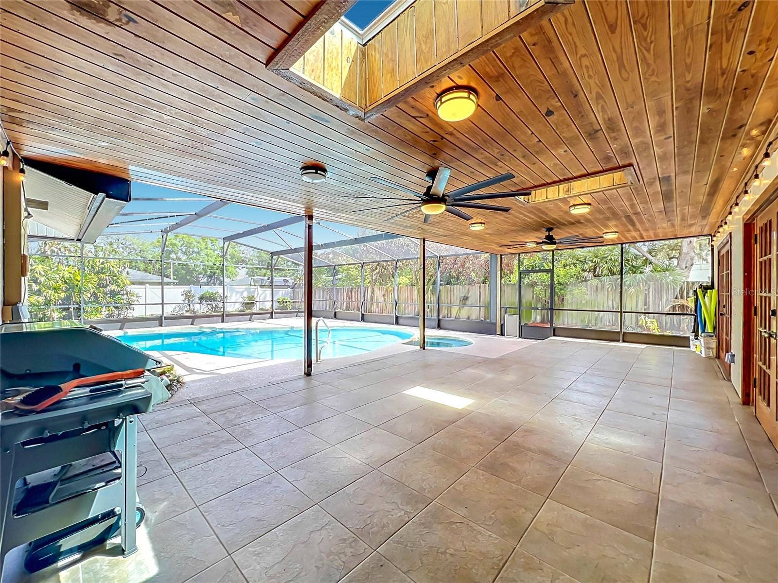 105 CEDAR OAK TRAIL, Longwood, FL 32750 Stunning woodwork and huge paddle fans on Lanai