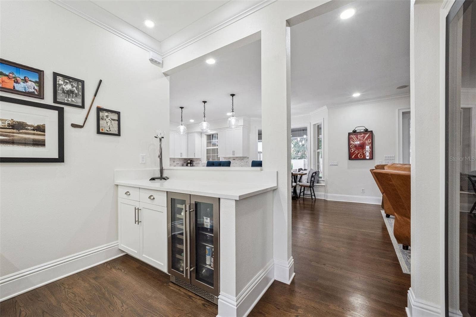 450 LAKEWOOD DRIVE, Winter Park, FL 32789 Bar Service area with beverage cooler, ice maker, sink, storage and plenty of counter top space