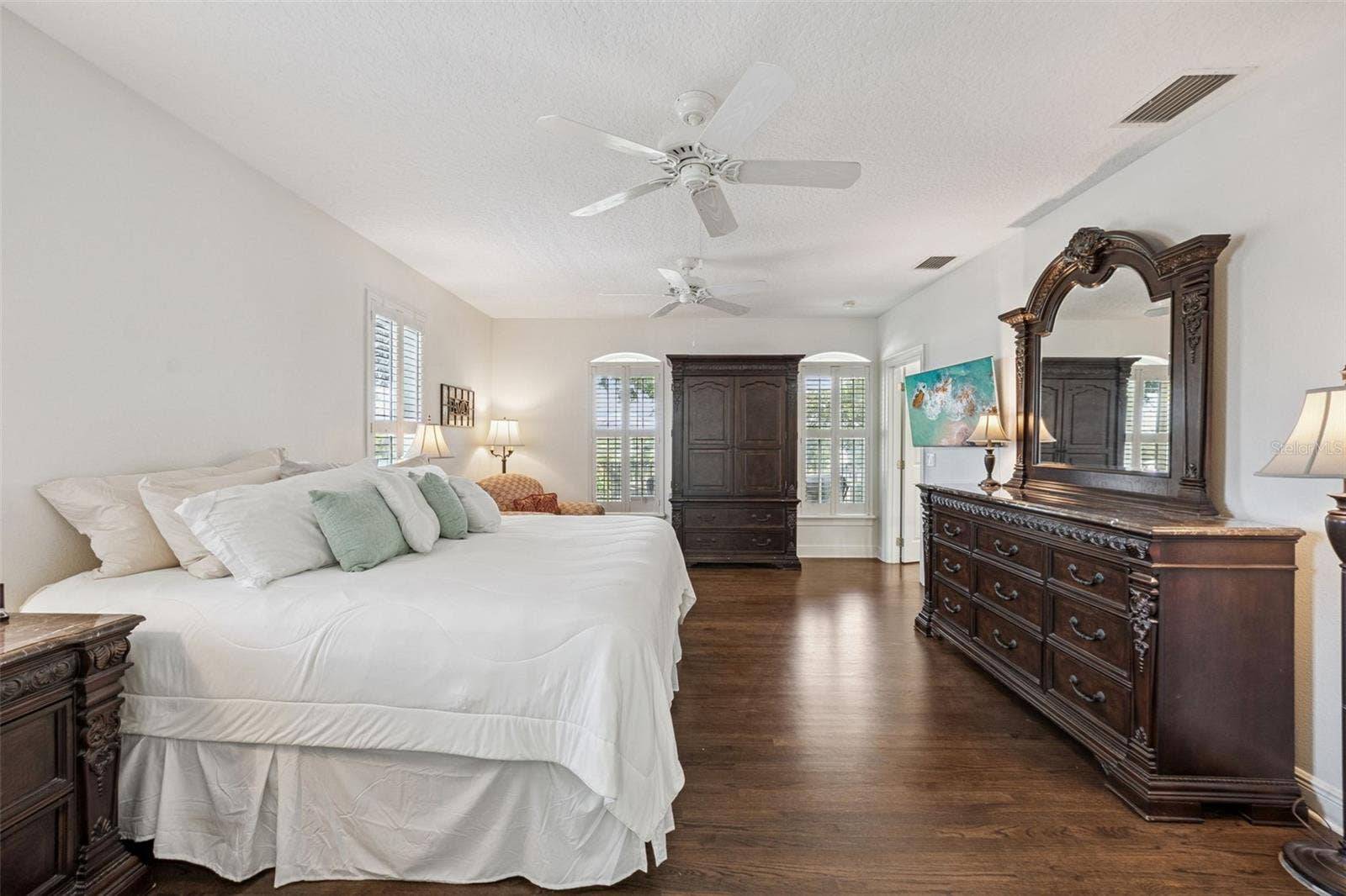 450 LAKEWOOD DRIVE, Winter Park, FL 32789 Primary Suite with en suite bathroom