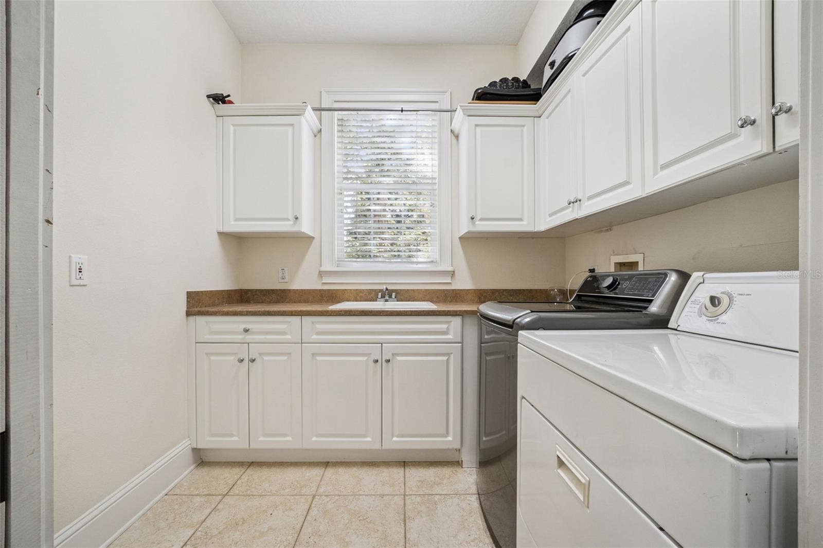 450 LAKEWOOD DRIVE, Winter Park, FL 32789 Laundry room
