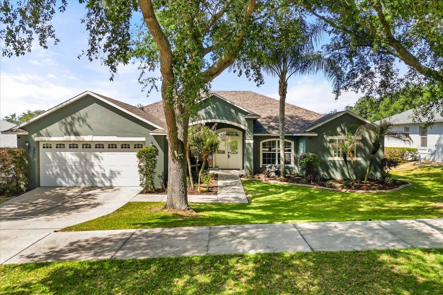 Property photo for 823 PRINCETON DRIVE, Clermont, FL