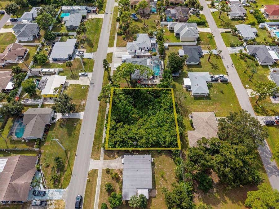 Property photo for 31 W SEMINOLE DRIVE, Venice, FL