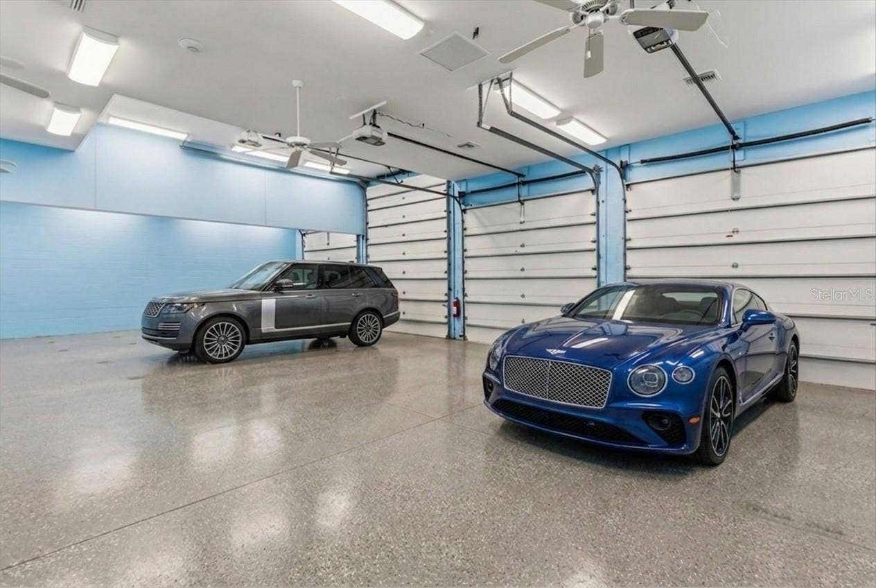 2878 MARKHAM WOODS ROAD, Longwood, FL 32779 2878 MARKHAM WOODS ROAD, Longwood, FL 32779