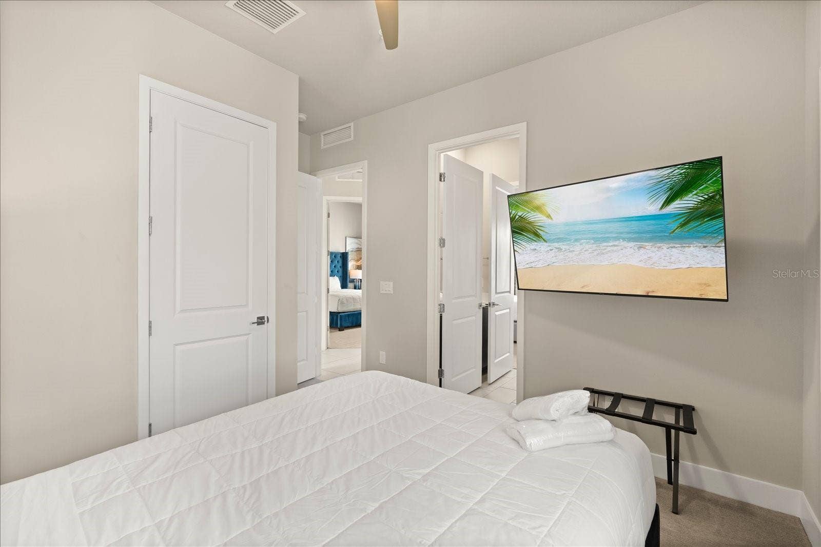 7770 SANDY RIDGE DRIVE, #218 BLDG 28 - Elevator, Kissimmee, FL 34747 7770 SANDY RIDGE DRIVE, #218 BLDG 28 - Elevator, Kissimmee, FL 34747