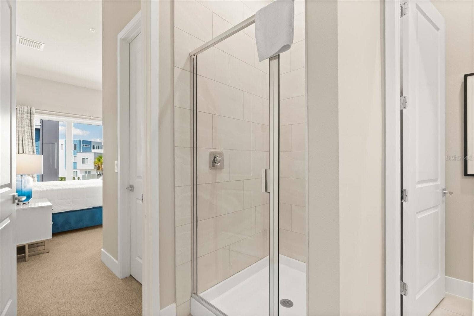 7770 SANDY RIDGE DRIVE, #218 BLDG 28 - Elevator, Kissimmee, FL 34747 7770 SANDY RIDGE DRIVE, #218 BLDG 28 - Elevator, Kissimmee, FL 34747