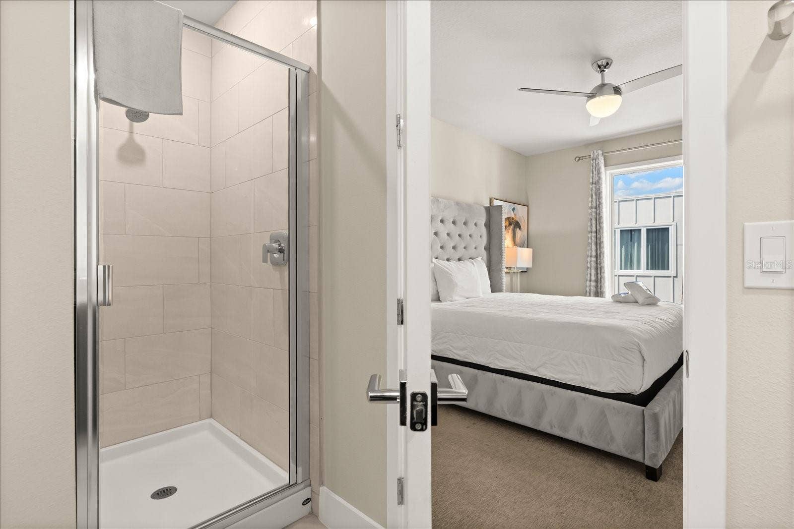 7770 SANDY RIDGE DRIVE, #218 BLDG 28 - Elevator, Kissimmee, FL 34747 7770 SANDY RIDGE DRIVE, #218 BLDG 28 - Elevator, Kissimmee, FL 34747