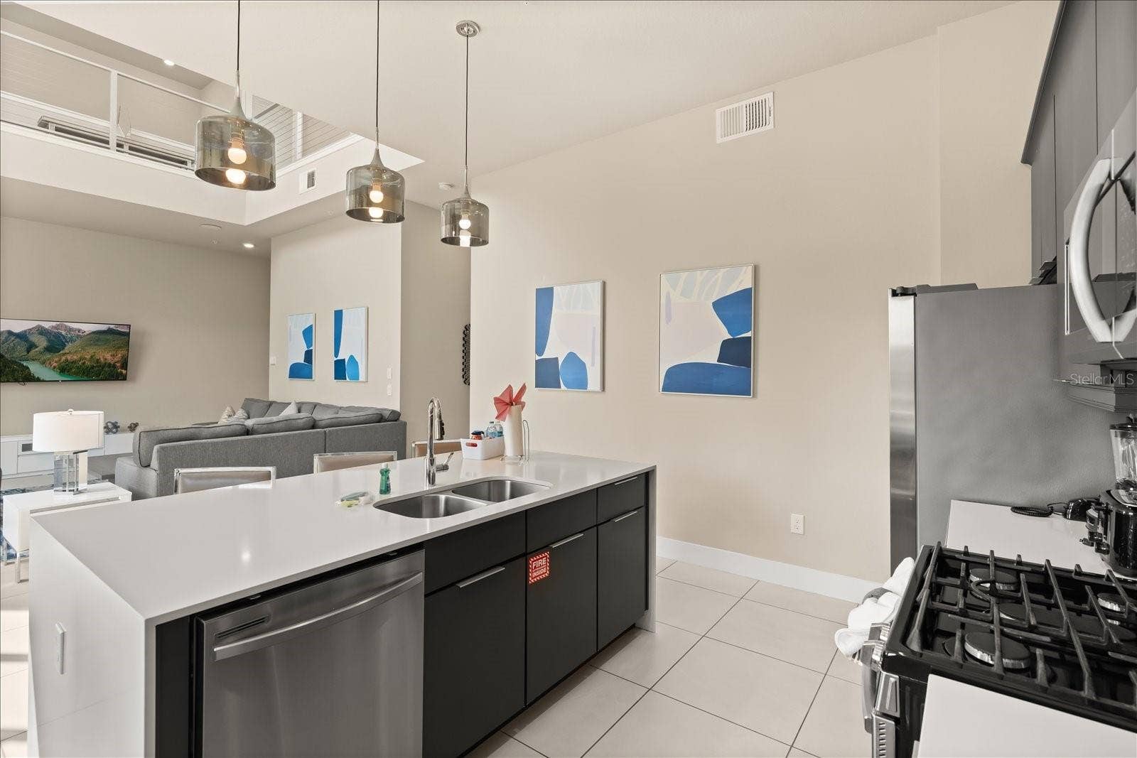 7770 SANDY RIDGE DRIVE, #218 BLDG 28 - Elevator, Kissimmee, FL 34747 7770 SANDY RIDGE DRIVE, #218 BLDG 28 - Elevator, Kissimmee, FL 34747