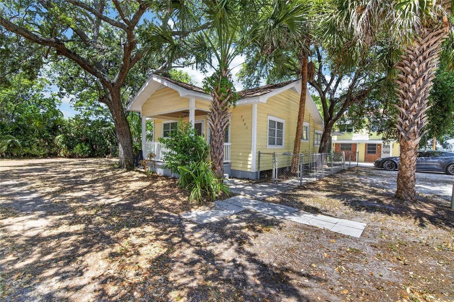 Property photo for 3301 W WOODLAWN AVENUE, #2, Tampa, FL