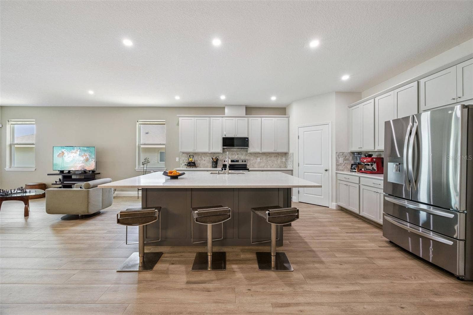 2101 AXEL STREET, Clermont, FL 34715 2101 AXEL STREET, Clermont, FL 34715