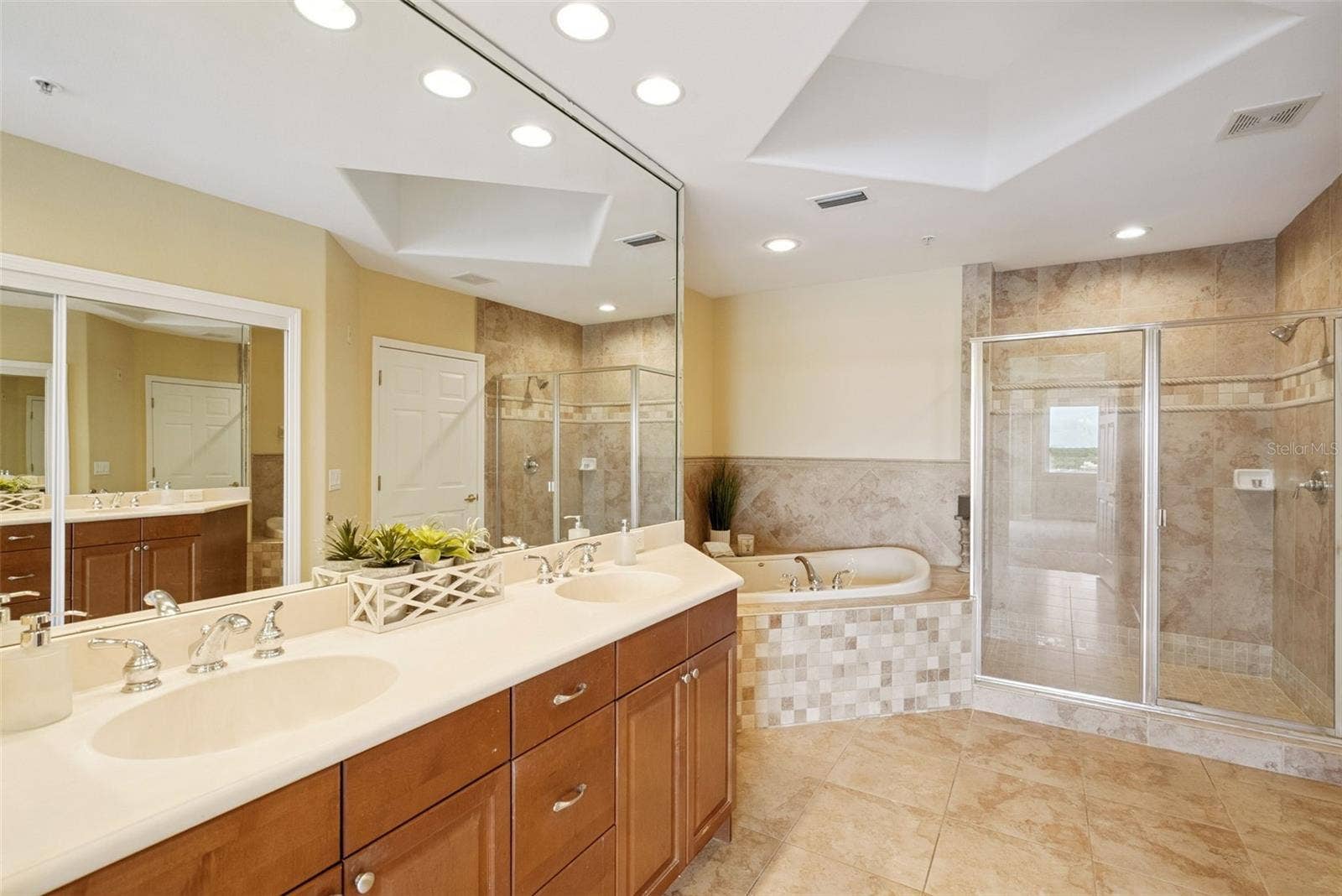 8743 THE ESPLANADE, #34, Orlando, FL 32836 8743 THE ESPLANADE, #34, Orlando, FL 32836