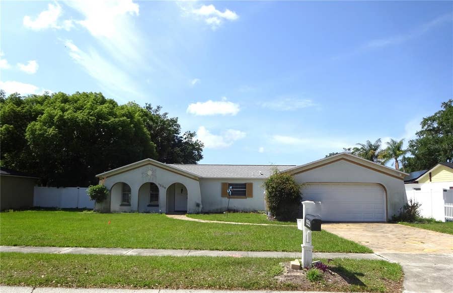 Property photo for 1556 HEATHER WAY, Kissimmee, FL