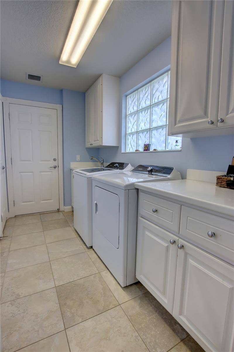 11801 FAN TAIL LANE, Orlando, FL 32827 11801 FAN TAIL LANE, Orlando, FL 32827