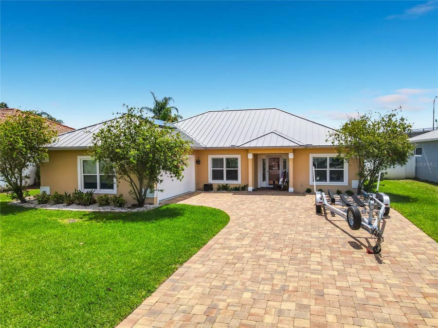 Property photo for 21 RICHMOND DR, New Smyrna Beach, FL