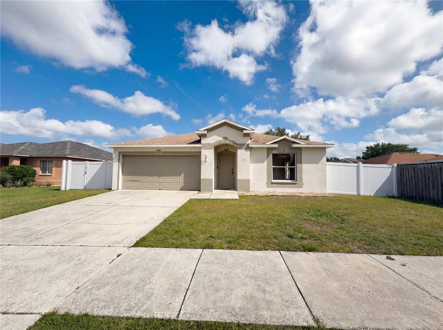 Property photo for 4414 REYNOLDS CREEK AVENUE, Plant City, FL