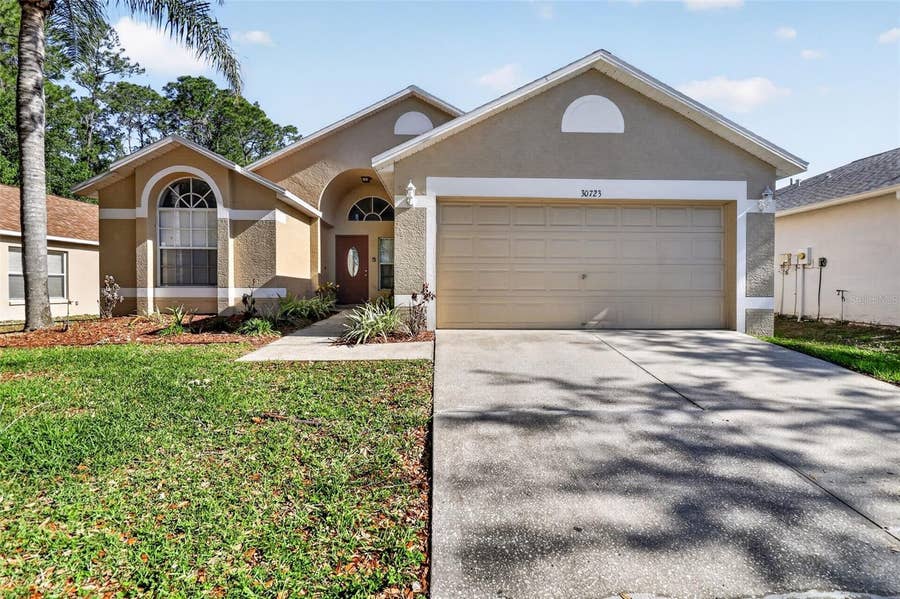Property photo for 30723 BIRDHOUSE DRIVE, Wesley Chapel, FL