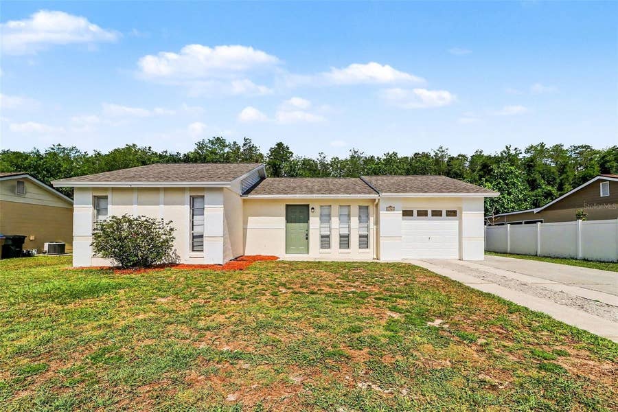 Property photo for 136 W CEDARWOOD CIRCLE, Kissimmee, FL