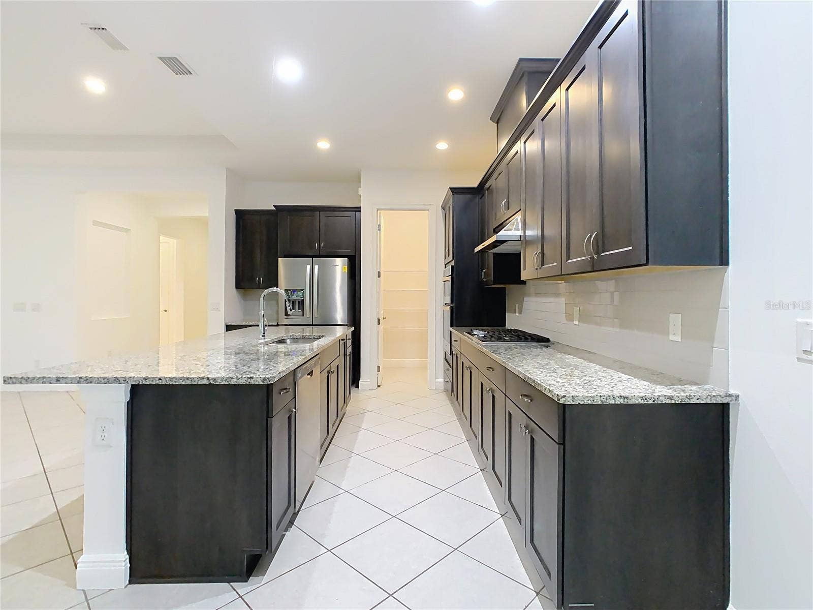 8325 TOPSAIL PLACE, Winter Garden, FL 34787 8325 TOPSAIL PLACE, Winter Garden, FL 34787