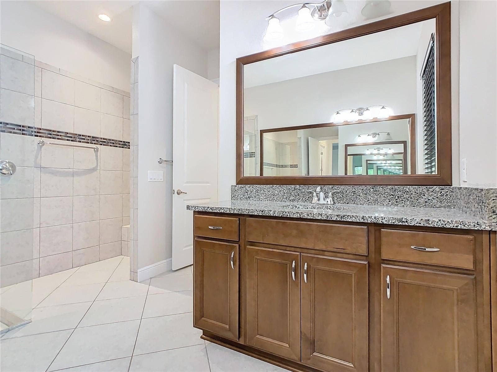 8325 TOPSAIL PLACE, Winter Garden, FL 34787 8325 TOPSAIL PLACE, Winter Garden, FL 34787