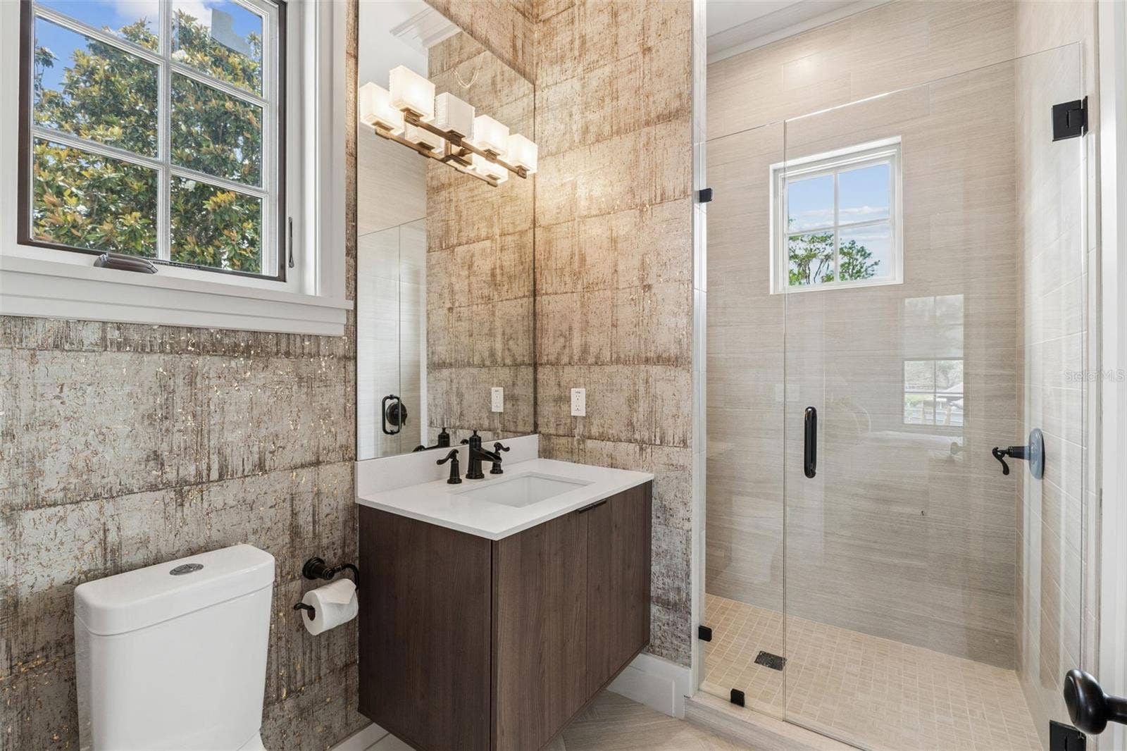 9236 BAY POINT DRIVE, Orlando, FL 32819 9236 BAY POINT DRIVE, Orlando, FL 32819