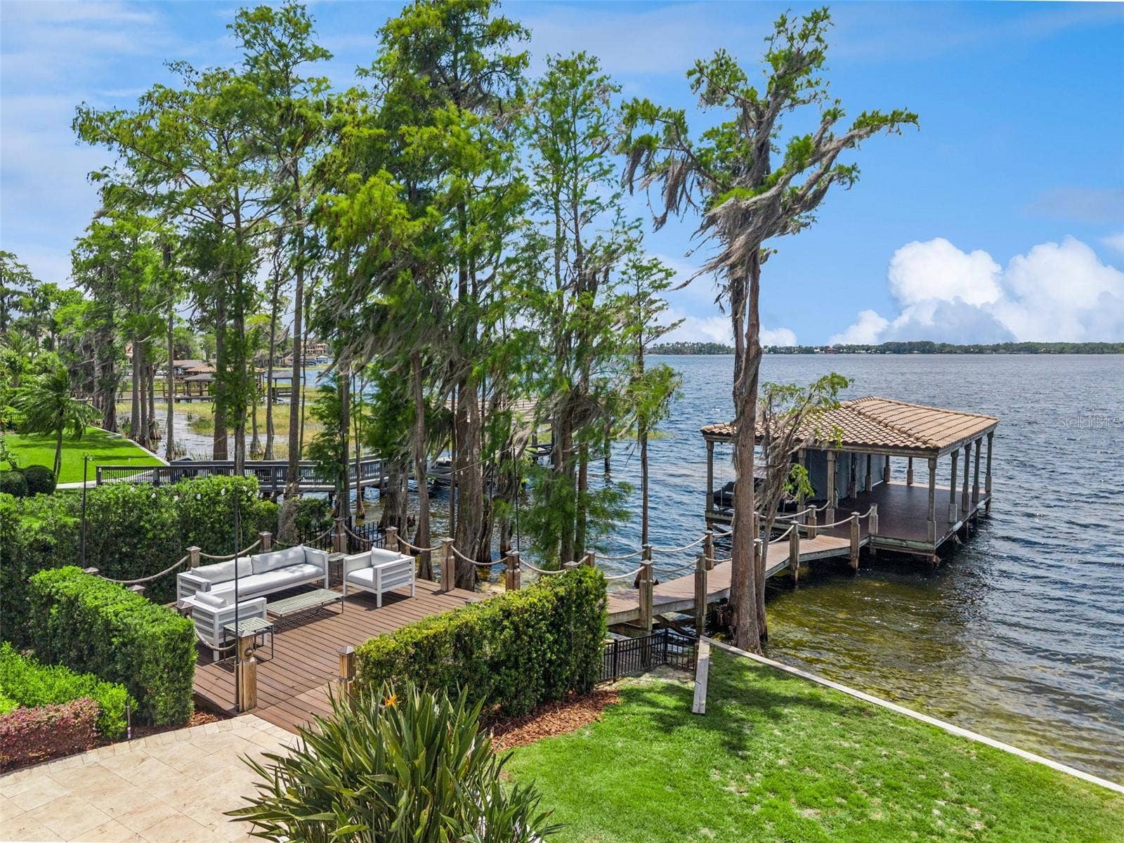 9236 BAY POINT DRIVE, Orlando, FL 32819 9236 BAY POINT DRIVE, Orlando, FL 32819