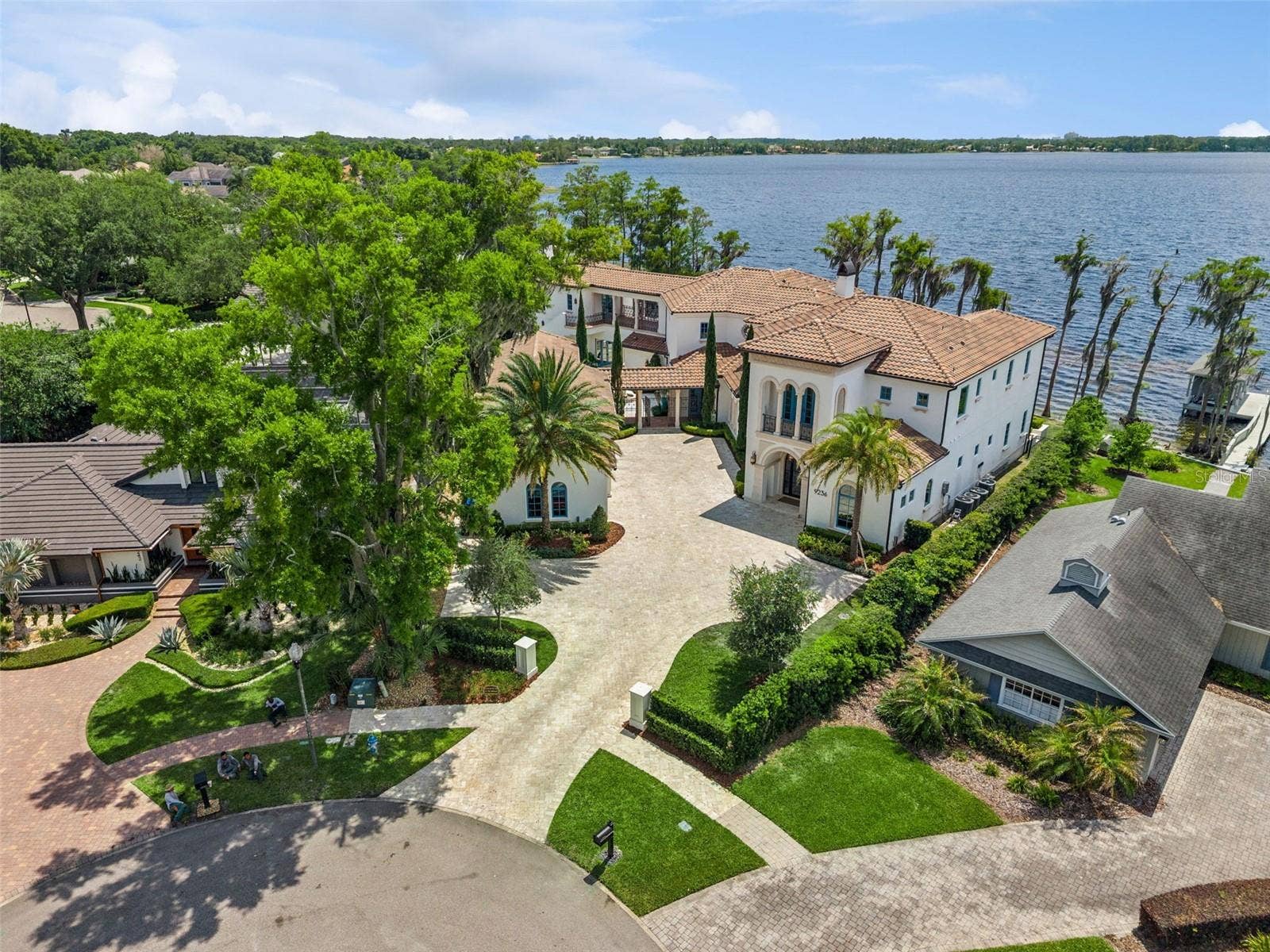 9236 BAY POINT DRIVE, Orlando, FL 32819 9236 BAY POINT DRIVE, Orlando, FL 32819