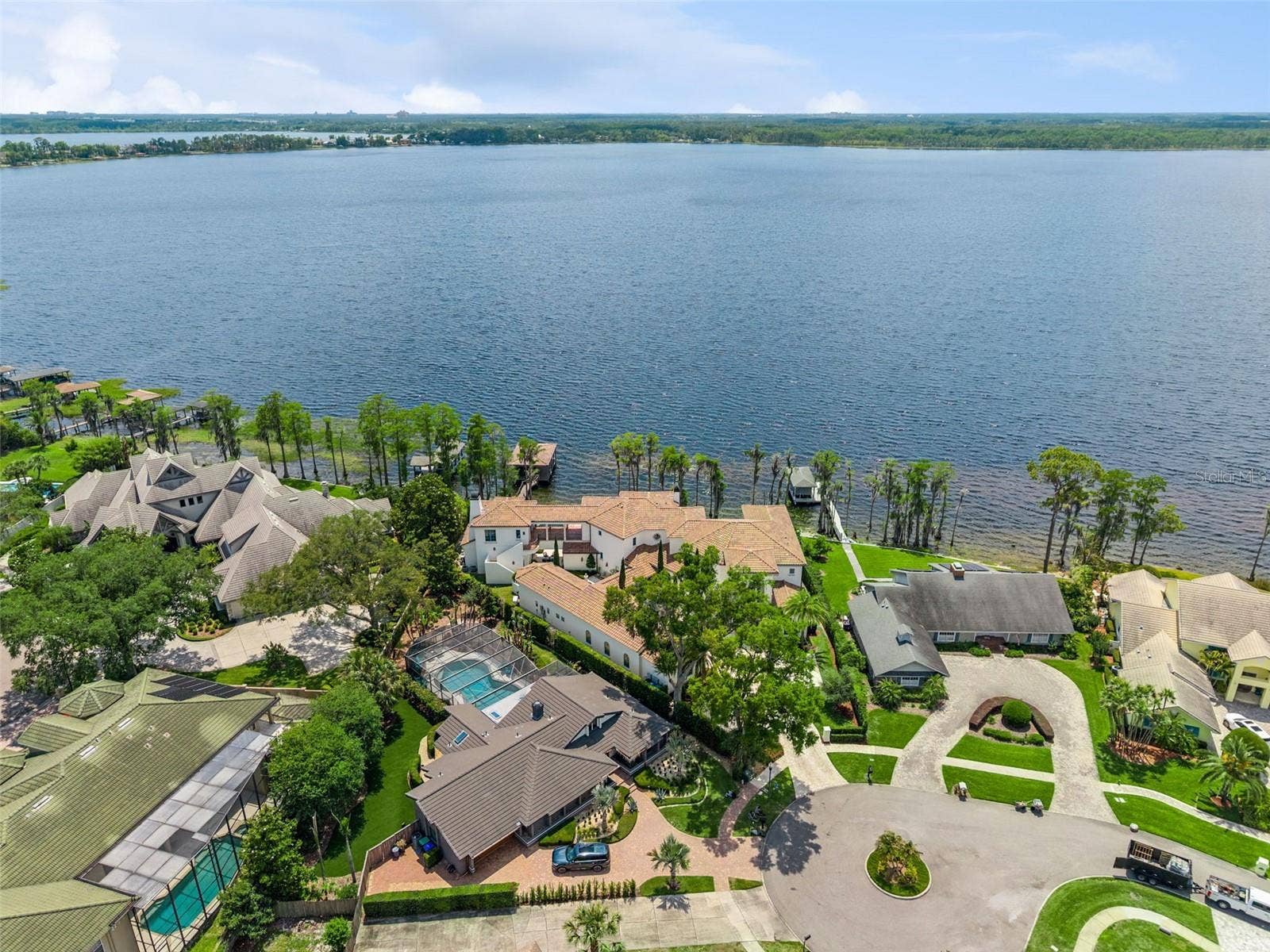 9236 BAY POINT DRIVE, Orlando, FL 32819 9236 BAY POINT DRIVE, Orlando, FL 32819