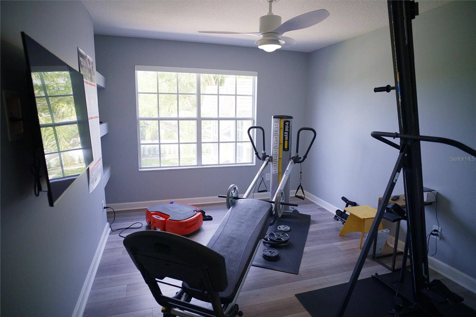 6873 SCYTHE AVENUE, Orlando, FL 32812 6873 SCYTHE AVENUE, Orlando, FL 32812