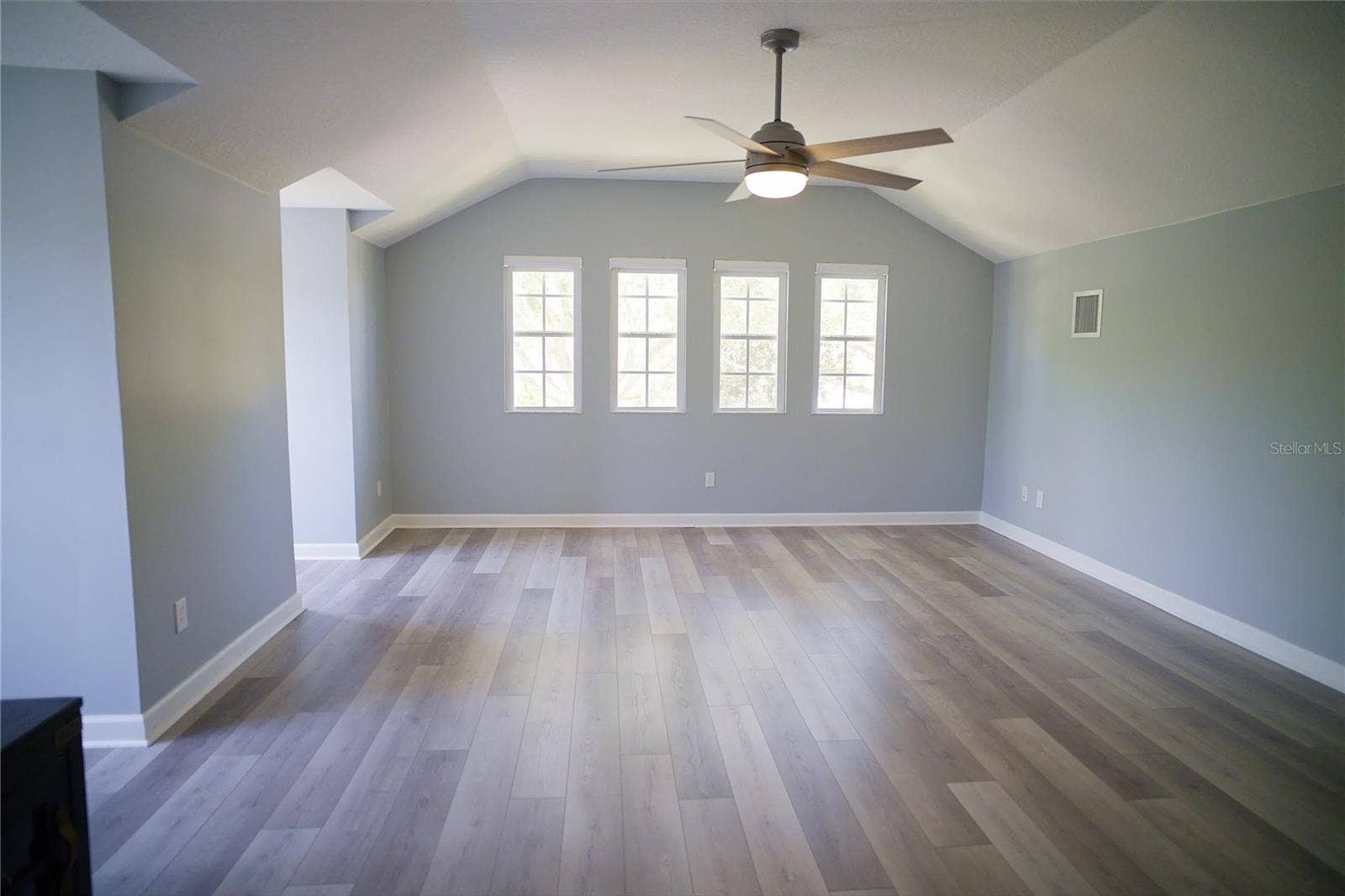 6873 SCYTHE AVENUE, Orlando, FL 32812 6873 SCYTHE AVENUE, Orlando, FL 32812