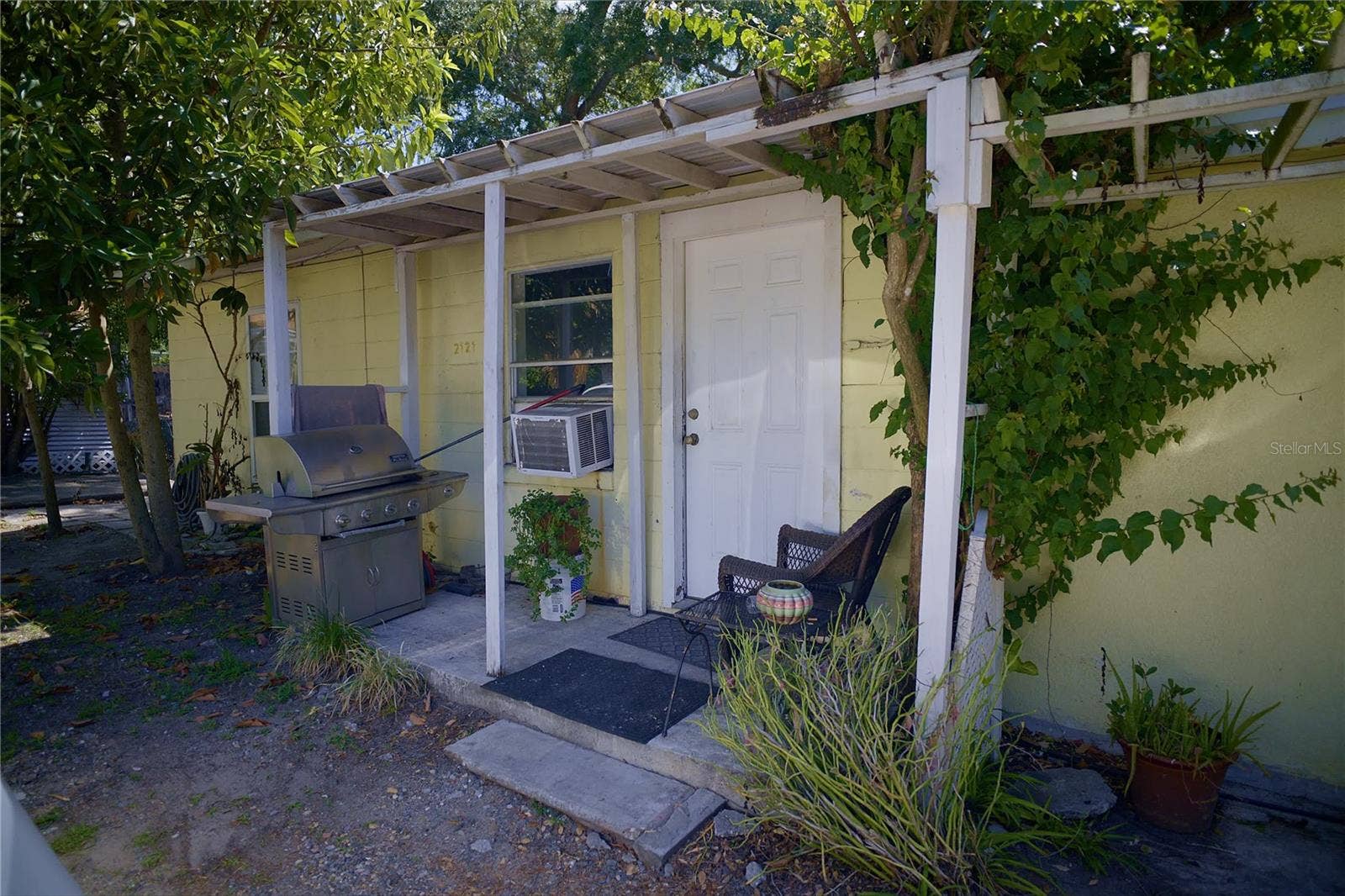 2119 S FERN CREEK AVENUE, Orlando, FL 32806 2119 S FERN CREEK AVENUE, Orlando, FL 32806