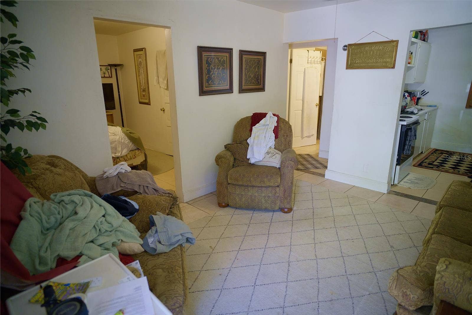 2119 S FERN CREEK AVENUE, Orlando, FL 32806 2119 S FERN CREEK AVENUE, Orlando, FL 32806