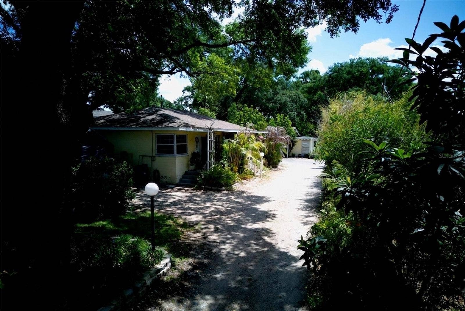 2119 S FERN CREEK AVENUE, Orlando, FL 32806 2119 S FERN CREEK AVENUE, Orlando, FL 32806