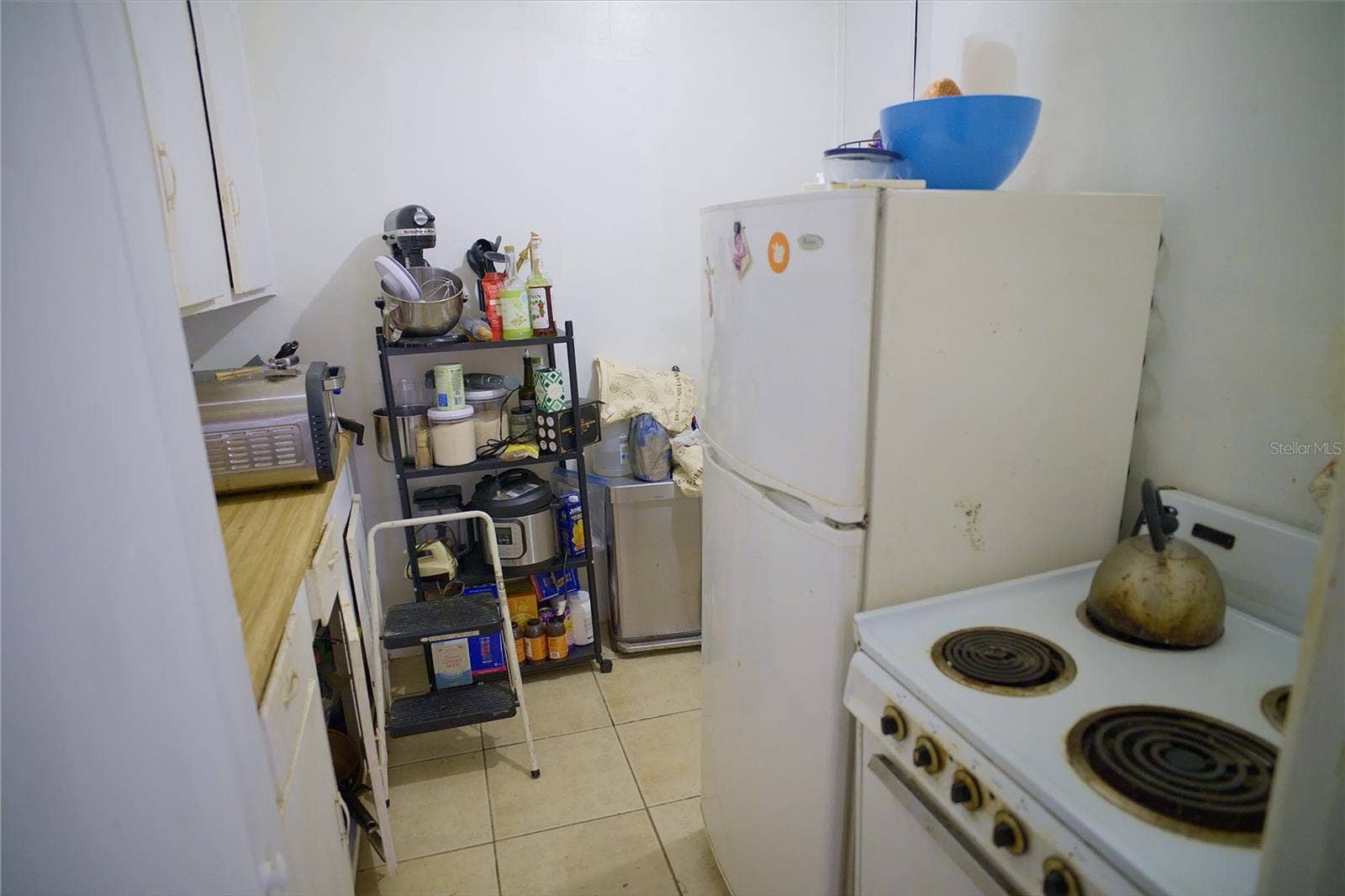 2119 S FERN CREEK AVENUE, Orlando, FL 32806 2119 S FERN CREEK AVENUE, Orlando, FL 32806