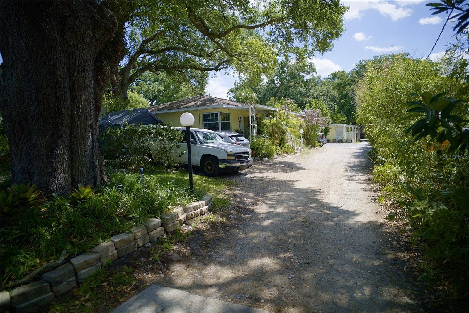 2119 S FERN CREEK AVENUE, Orlando, FL 32806 2119 S FERN CREEK AVENUE, Orlando, FL 32806