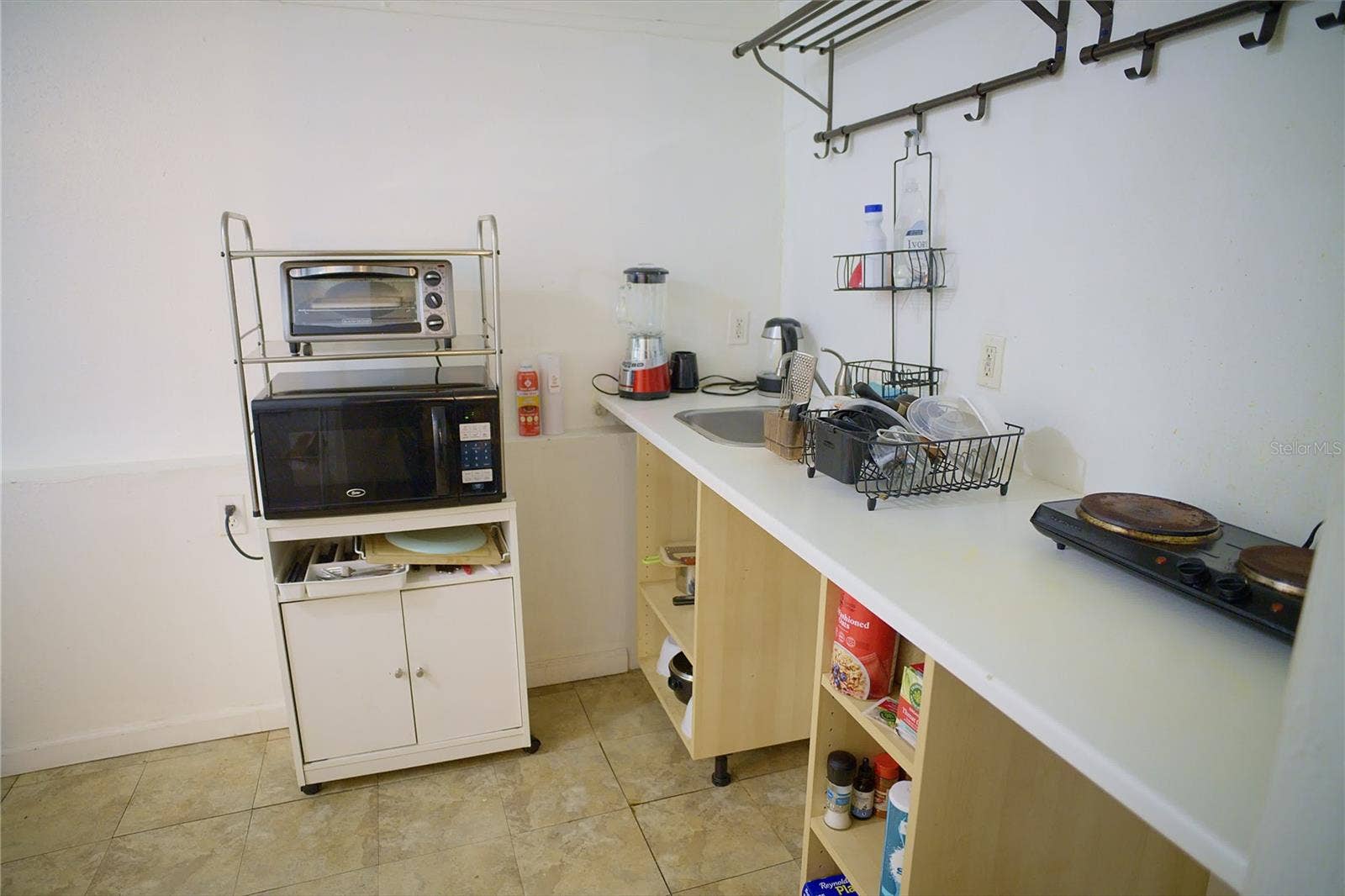 2119 S FERN CREEK AVENUE, Orlando, FL 32806 2119 S FERN CREEK AVENUE, Orlando, FL 32806