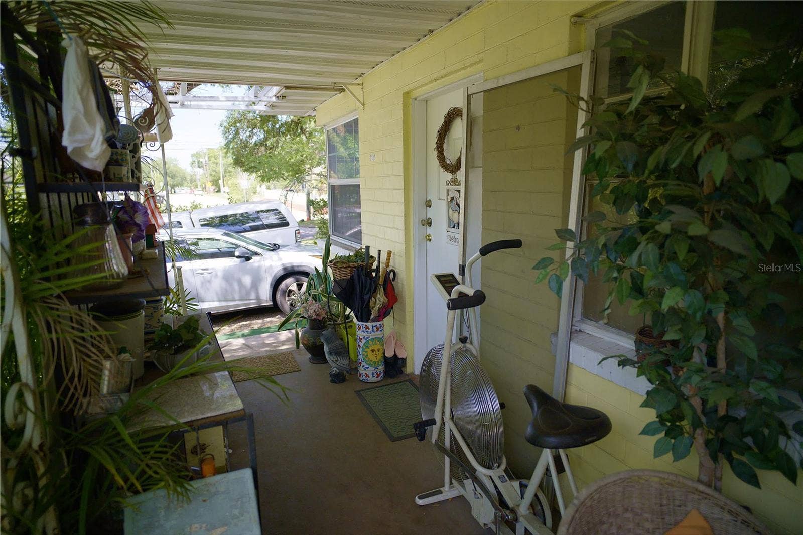 2119 S FERN CREEK AVENUE, Orlando, FL 32806 2119 S FERN CREEK AVENUE, Orlando, FL 32806