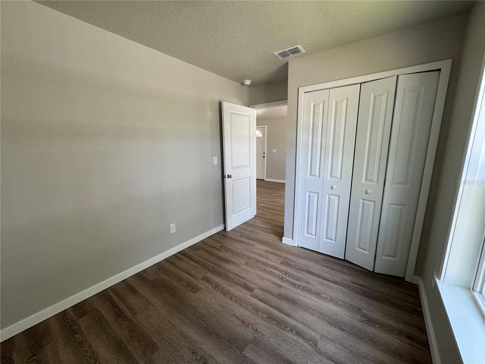 343 N MAIN AVENUE, Groveland, FL 34736 343 N MAIN AVENUE, Groveland, FL 34736